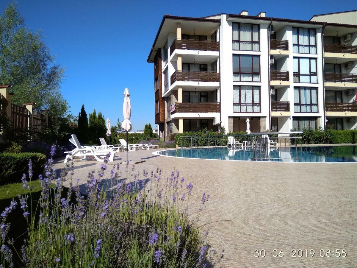Baratero Mar Nero Apartments 라브다 외부 사진